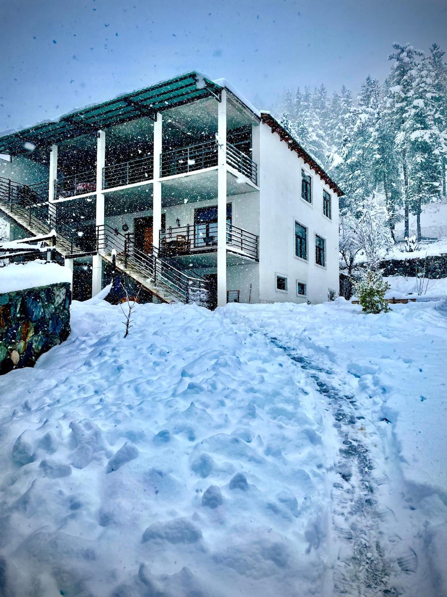 Guesthouse Shampriani Mestia Exterior foto